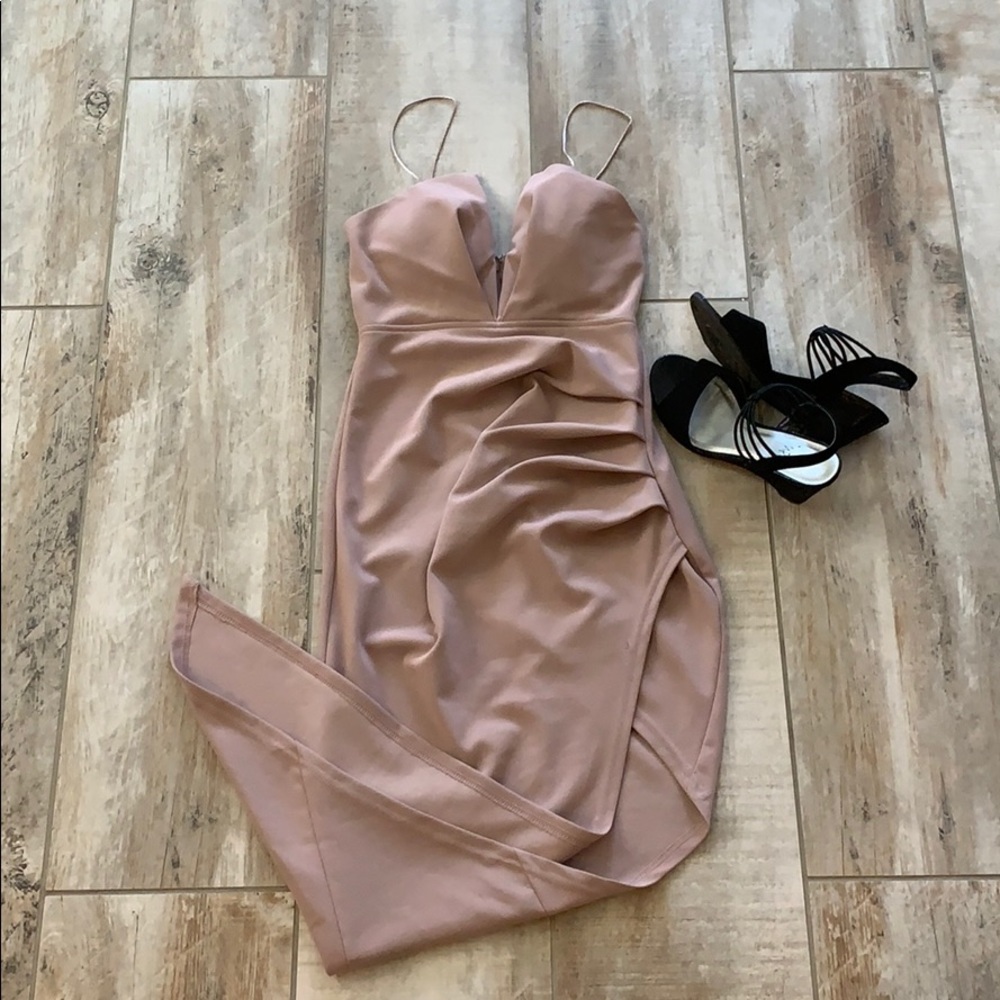 Windsor Deep V dress